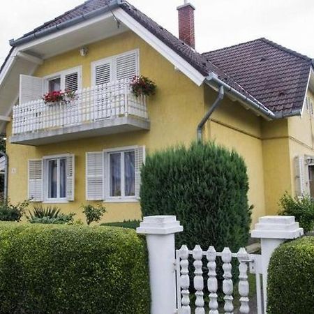 Gizella Haz Apartment Keszthely Exterior foto
