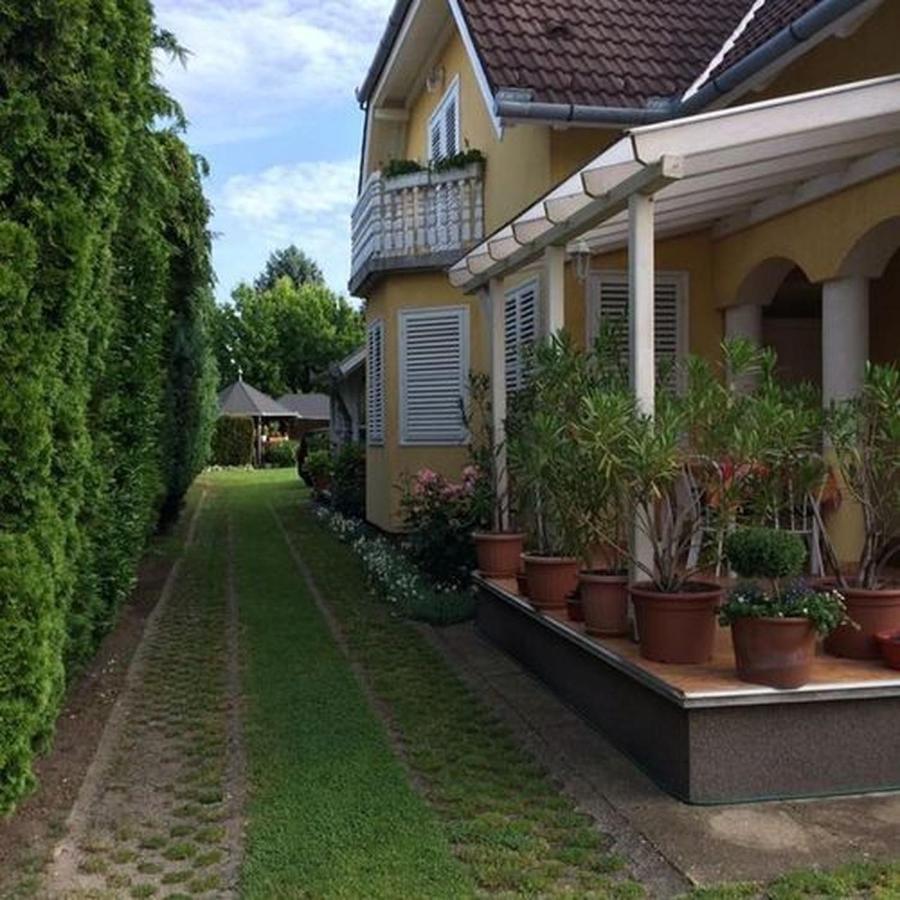 Gizella Haz Apartment Keszthely Exterior foto